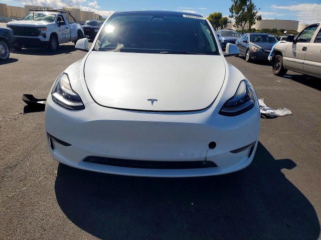 2021 Tesla Model Y მანქანა იყიდება აუქციონზე, vin: 5YJYGAEE3MF272428, აუქციონის ნომერი: 49924486