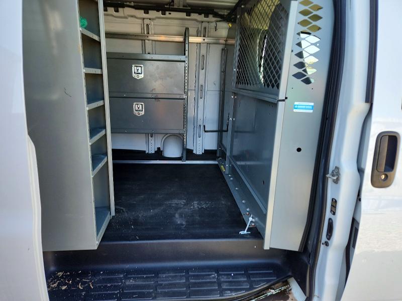 2017 Chevrolet Express G2500 მანქანა იყიდება აუქციონზე, vin: 1GCWGAFFXH1108462, აუქციონის ნომერი: 50333916