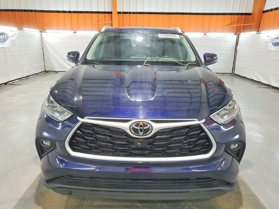 Aukcja sprzedaży 2022 Toyota Highlander, vin: 5TDGZRBH5NS575386, numer aukcji: 51889936