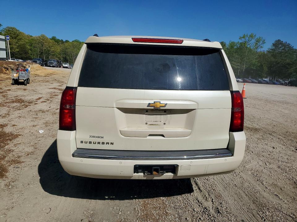49553506 :رقم المزاد ، 1GNSCKKC8FR114892 vin ، 2015 Chevrolet Suburban مزاد بيع