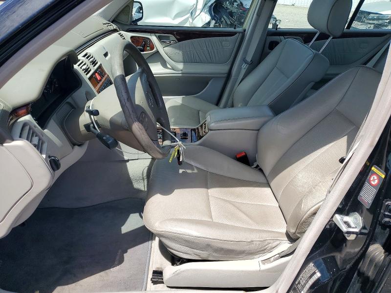Продажа на аукционе авто 2001 Mercedes-benz E, vin: WDBJF70J31X049267, номер лота: 51195246