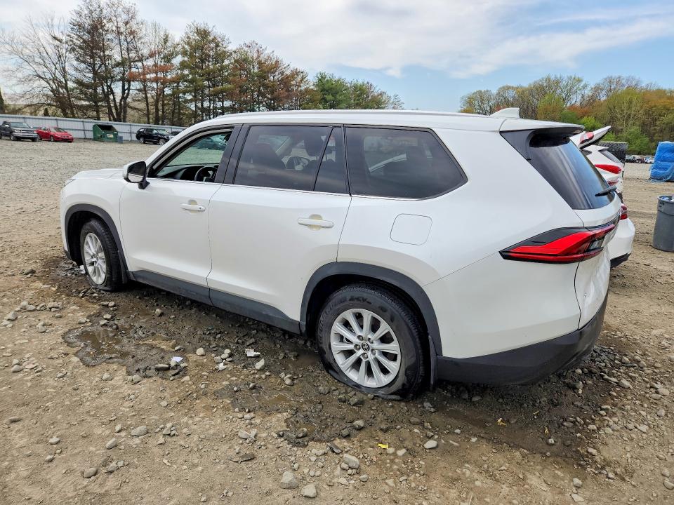 Продажа на аукционе авто 2024 Toyota Grand Highlander, vin: 5TDAAAB52RS052773, номер лота: 49648276