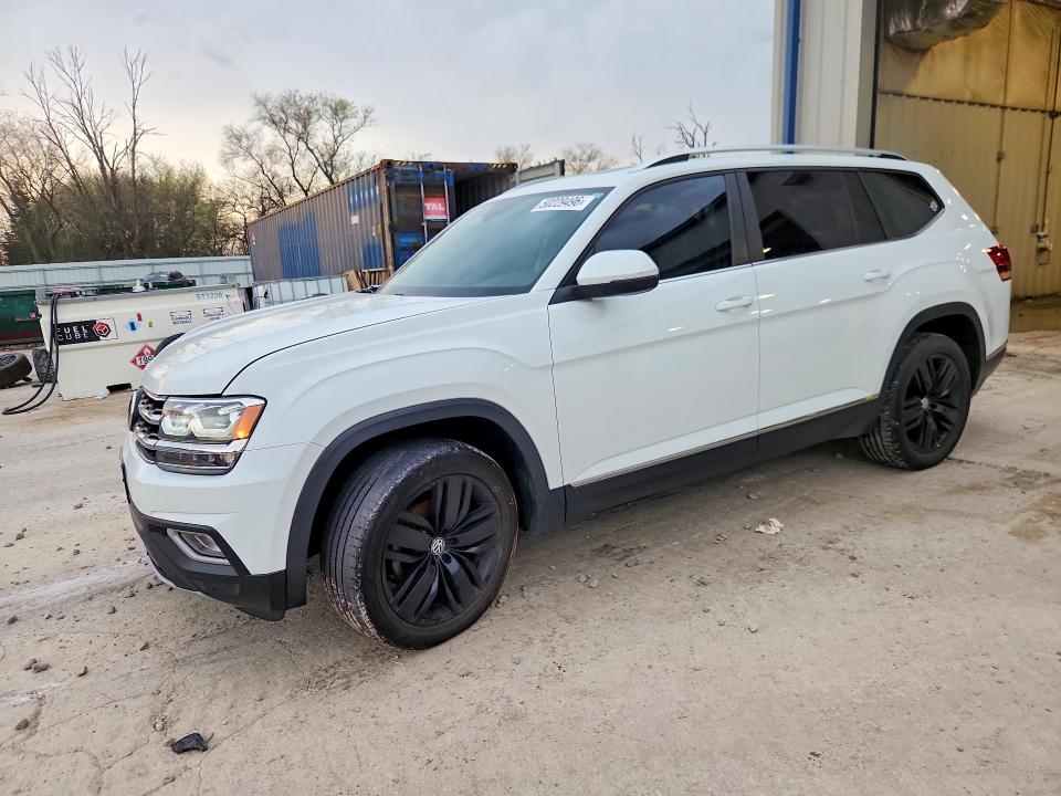 50229496 :رقم المزاد ، 1V2MR2CA3JC550170 vin ، 2018 Volkswagen Atlas مزاد بيع