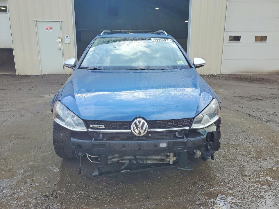 50065496 :رقم المزاد ، 3VWH17AU6HM526648 vin ، 2017 Volkswagen Golf Alltrack مزاد بيع