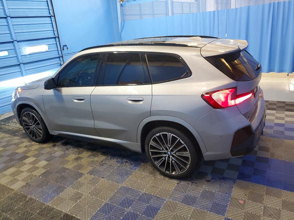 51439166 :رقم المزاد ، WBX73EF09S5118647 vin ، 2025 Bmw X1 مزاد بيع