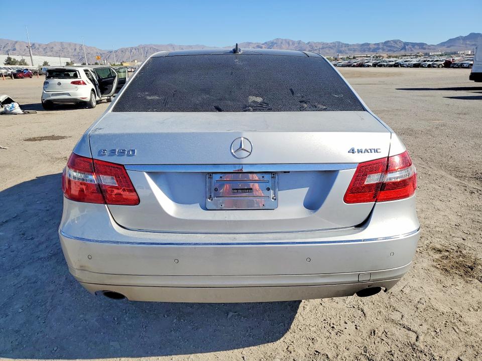 Aukcja sprzedaży 2010 Mercedes-benz E, vin: WDDHF8HB1AA178720, numer aukcji: 49945916