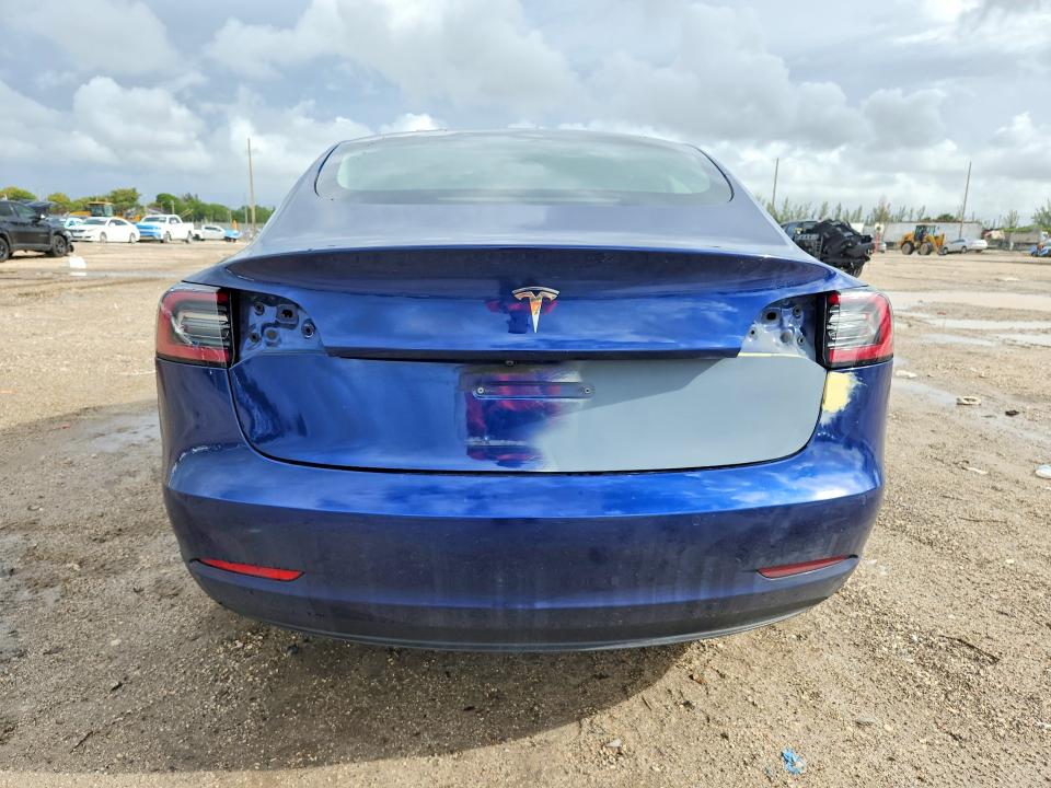 49275366 :رقم المزاد ، 5YJ3E1EA9NF372659 vin ، 2022 Tesla Model 3 مزاد بيع