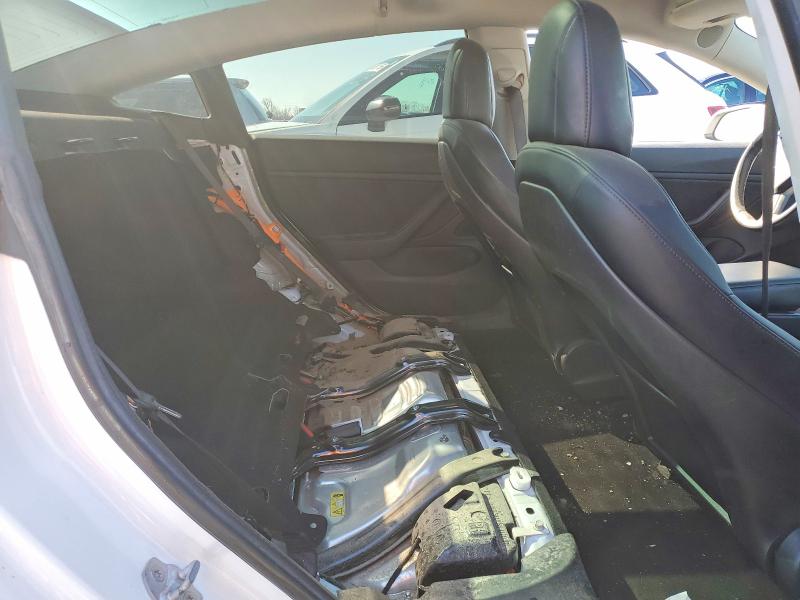 47775596 :رقم المزاد ، 5YJ3E1EB6JF107216 vin ، 2018 Tesla Model 3 مزاد بيع