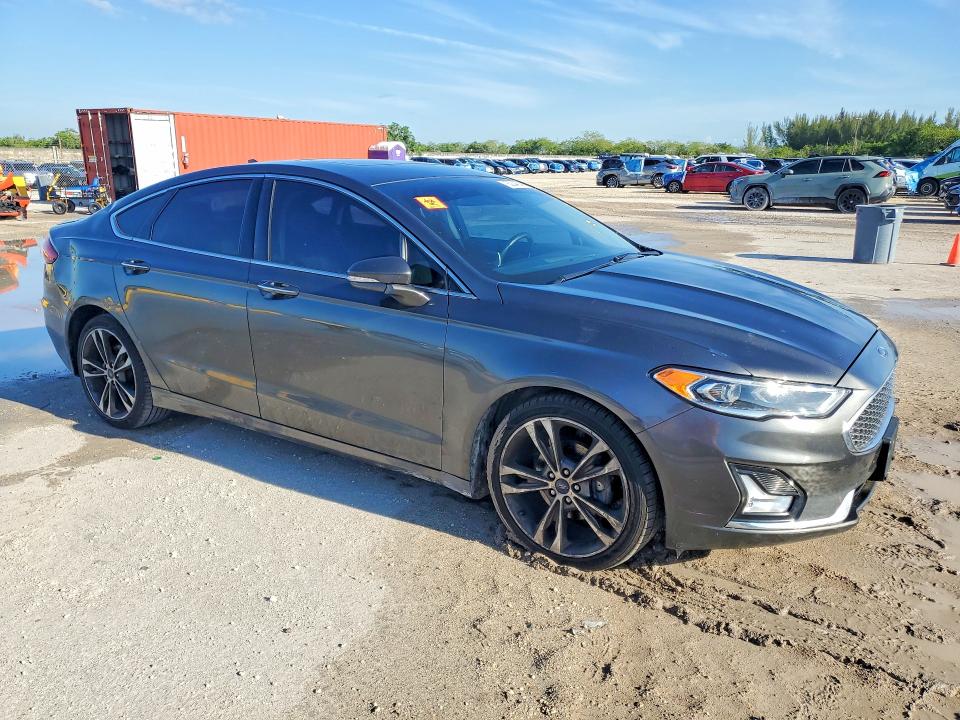 50348746 :رقم المزاد ، 3FA6P0D93LR115278 vin ، 2020 Ford Fusion مزاد بيع