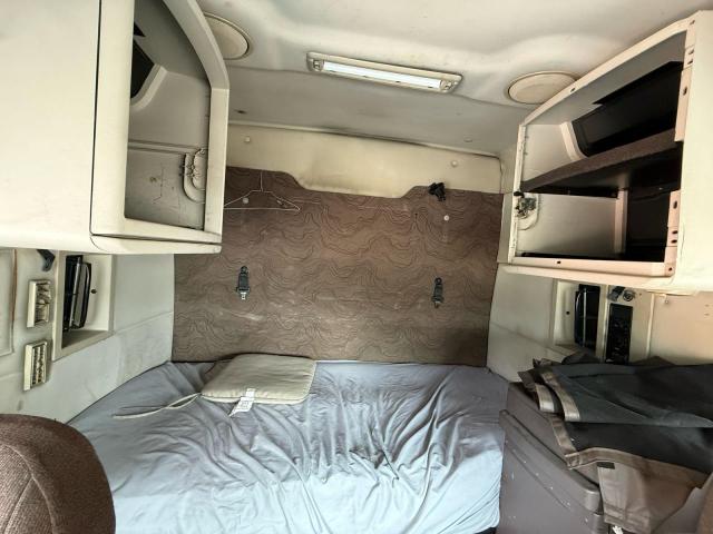 2013 Volvo Vn მანქანა იყიდება აუქციონზე, vin: 4V4MC9EH9DN566408, აუქციონის ნომერი: 49616276