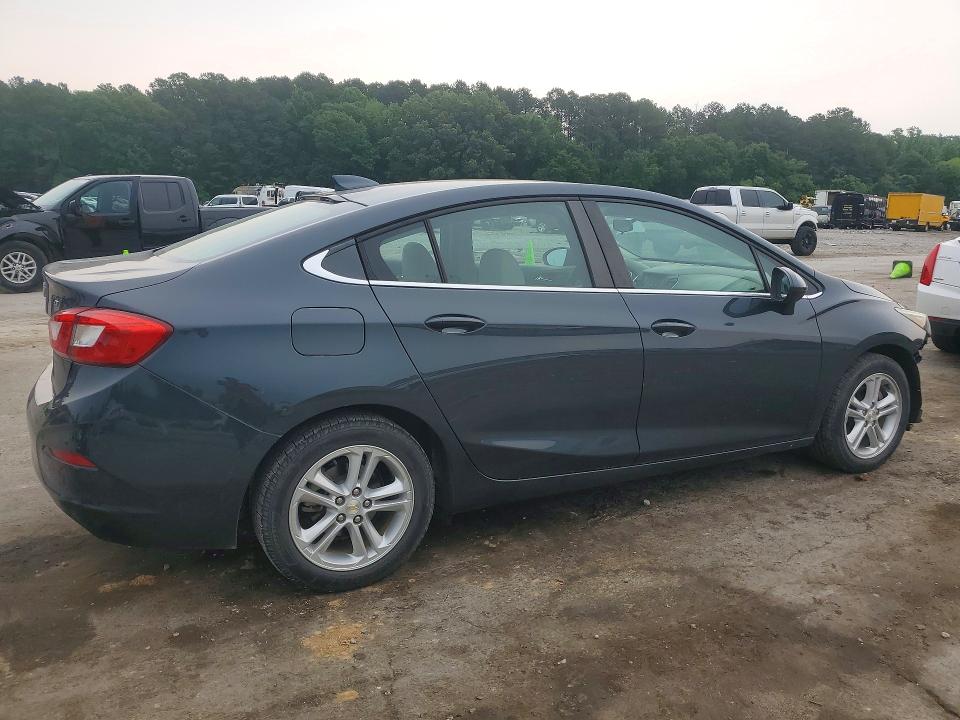 2018 Chevrolet Cruze მანქანა იყიდება აუქციონზე, vin: 1G1BE5SM8J7221449, აუქციონის ნომერი: 51275386