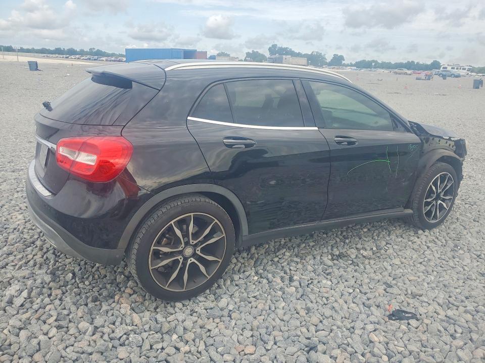 51037216 :رقم المزاد ، WDCTG4EB6FJ108775 vin ، 2015 Mercedes-benz Gla مزاد بيع