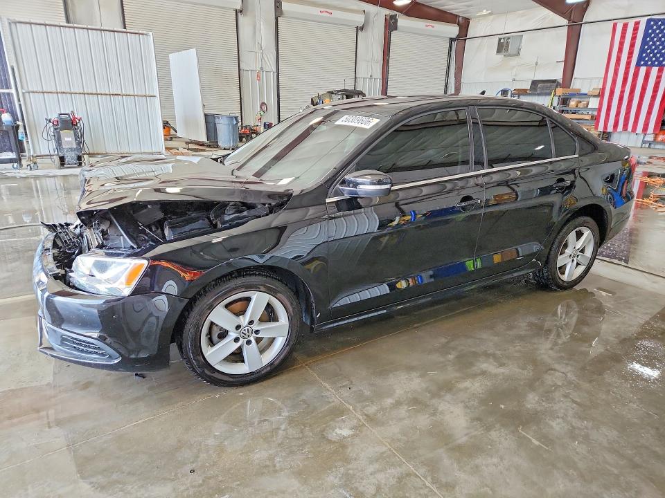 50309606 :رقم المزاد ، 3VWLL7AJXEM408060 vin ، 2014 Volkswagen Jetta مزاد بيع