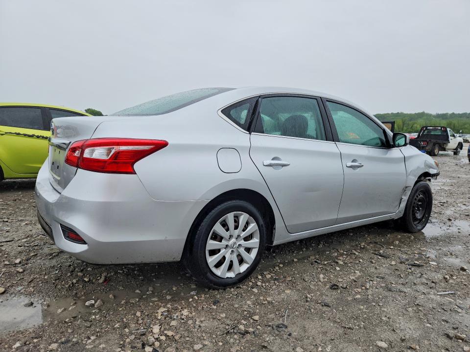 50971906 :رقم المزاد ، 3N1AB7AP7JY244256 vin ، 2018 Nissan Sentra مزاد بيع