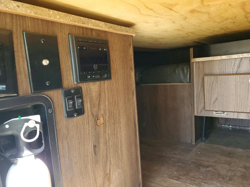 Продаж на аукціоні авто 2018 Rockwood Travel Trl, vin: 4X4CFM210JD304085, номер лоту: 49228926