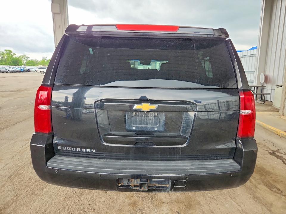 51470956 :رقم المزاد ، 1GNSKJKC6FR168415 vin ، 2015 Chevrolet Suburban مزاد بيع