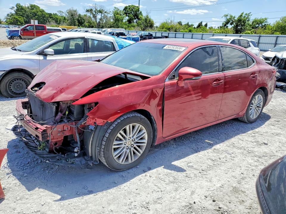 50282836 :رقم المزاد ، JTHBK1GG3F2154113 vin ، 2015 Lexus Es مزاد بيع