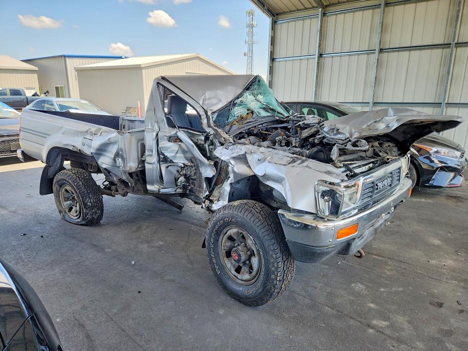 1991 Toyota Pickup მანქანა იყიდება აუქციონზე, vin: JT4RN01P7M0010082, აუქციონის ნომერი: 51506226