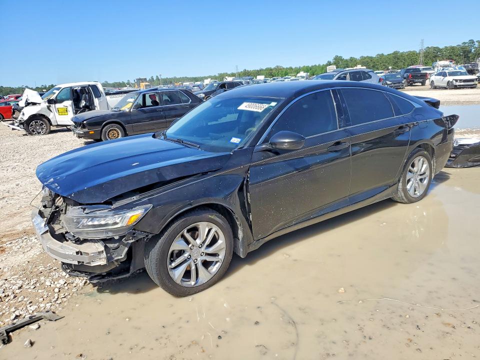 49006666 :رقم المزاد ، 1HGCV1F19JA251536 vin ، 2018 Honda Accord مزاد بيع