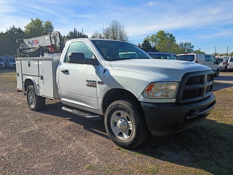 49409476 :رقم المزاد ، 3C7WR3AJ7JG220535 vin ، 2018 Ram 3500 مزاد بيع