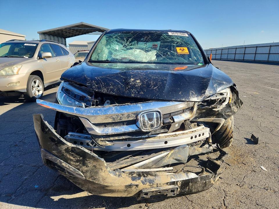 50701886 :رقم المزاد ، 5FNYF6H5XLB035056 vin ، 2020 Honda Pilot مزاد بيع