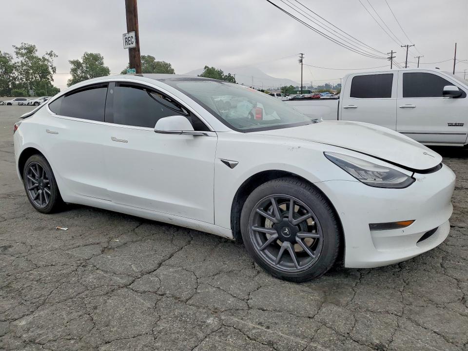 Продаж на аукціоні авто 2020 Tesla Model 3, vin: 5YJ3E1EA4LF590425, номер лоту: 49489606