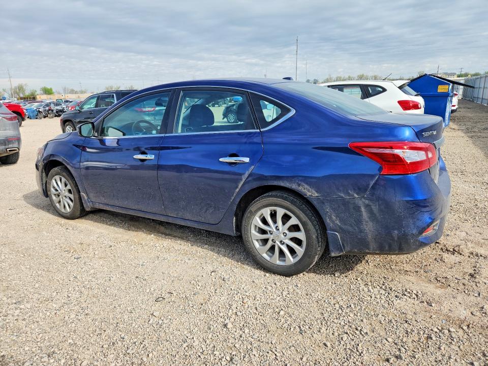 50724866 :رقم المزاد ، 3N1AB7AP4JY271981 vin ، 2018 Nissan Sentra مزاد بيع