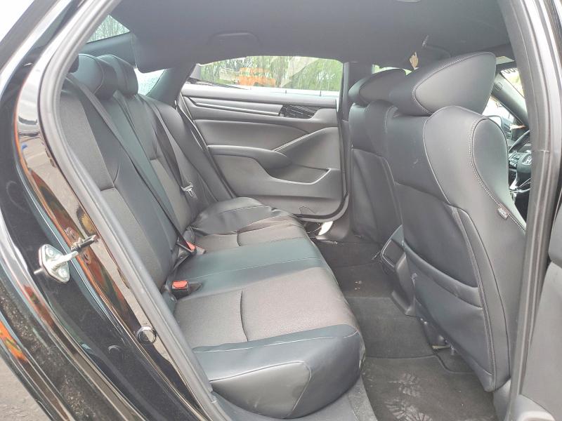 Aukcja sprzedaży 2018 Honda Accord, vin: 1HGCV1F37JA103340, numer aukcji: 48861686