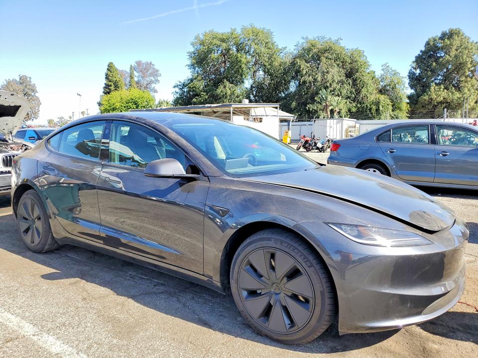 Продажа на аукционе авто 2025 Tesla Model 3, vin: 5YJ3E1EA9SF983285, номер лота: 51361376