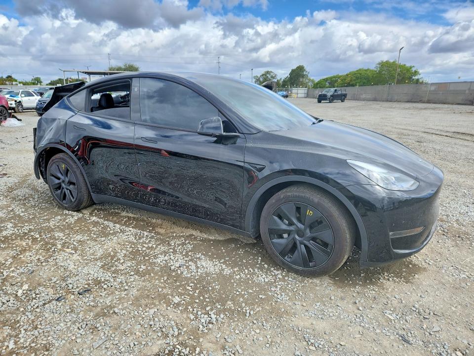 49755366 :رقم المزاد ، 7SAYGAEE8SF259710 vin ، 2025 Tesla Model Y مزاد بيع