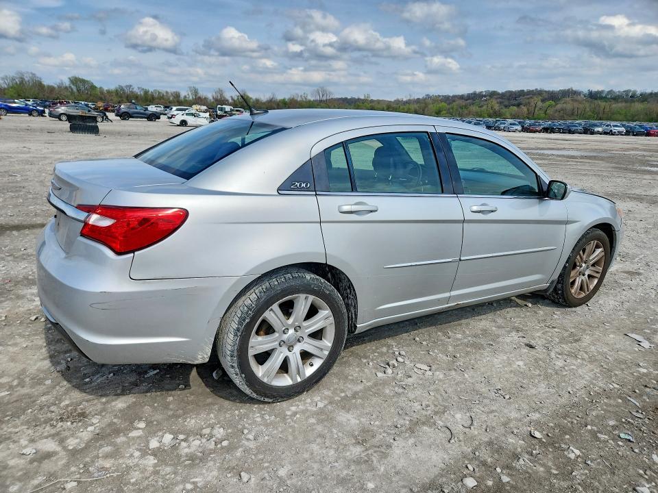 Продаж на аукціоні авто 2012 Chrysler 200, vin: 1C3CCBABXCN208074, номер лоту: 48781856