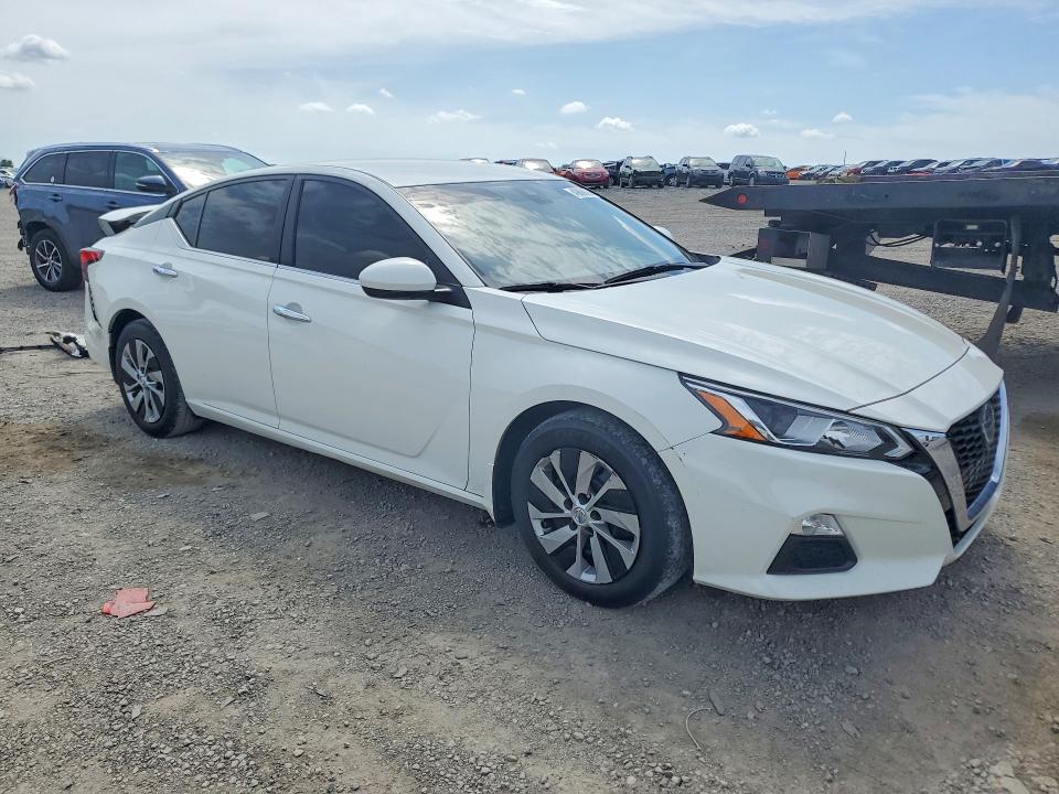 2021 Nissan Altima მანქანა იყიდება აუქციონზე, vin: 1N4BL4BV9MN370815, აუქციონის ნომერი: 49868606