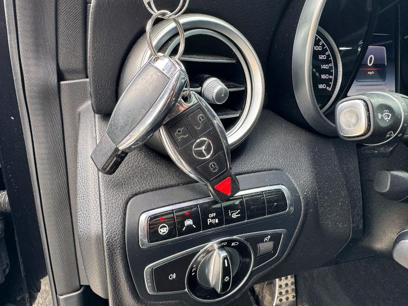 Продажа на аукционе авто 2016 Mercedes-benz C, vin: 55SWF6EB5GU110638, номер лота: 49058756
