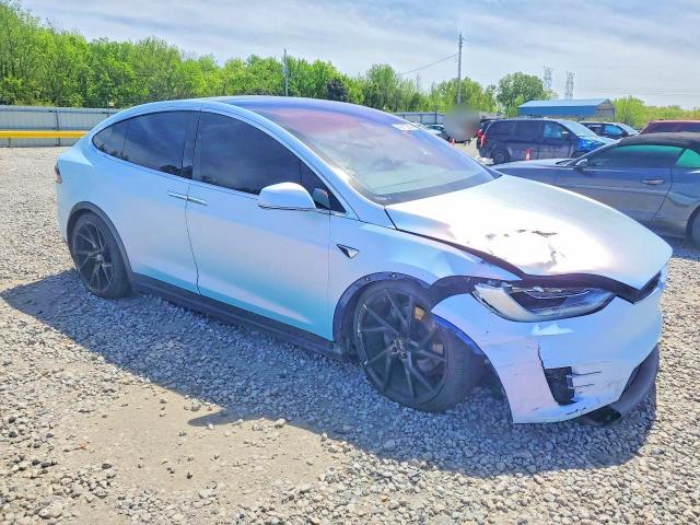 Продажа на аукционе авто 2017 Tesla Model X, vin: 5YJXCDE25HF051269, номер лота: 48912286