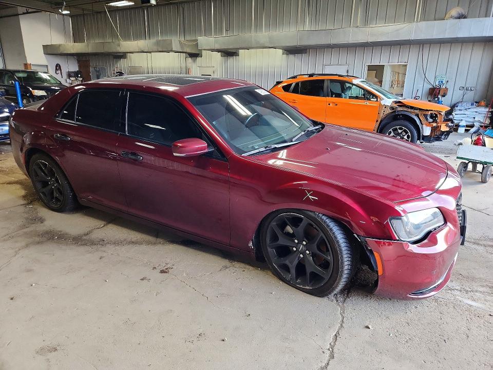 49353736 :رقم المزاد ، 2C3CCABG7NH158637 vin ، 2022 Chrysler 300 مزاد بيع