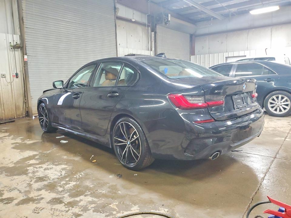 47892686 :رقم المزاد ، WBA5R7C5XKFH14102 vin ، 2019 Bmw 330xi مزاد بيع
