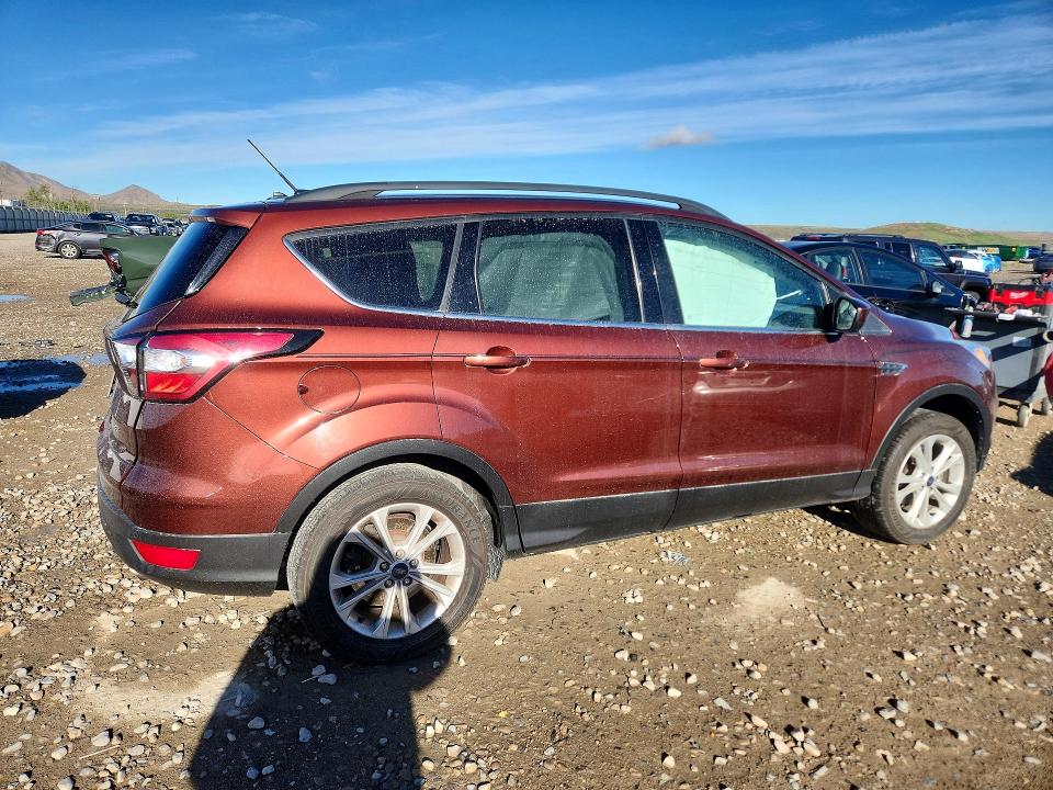 Продажа на аукционе авто 2018 Ford Escape, vin: 1FMCU0GD9JUC90755, номер лота: 49597616