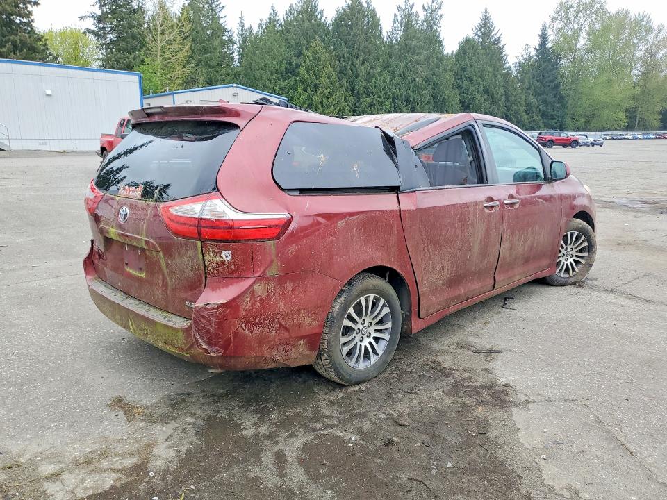 Aukcja sprzedaży 2019 Toyota Sienna, vin: 5TDYZ3DC0KS010302, numer aukcji: 51309506