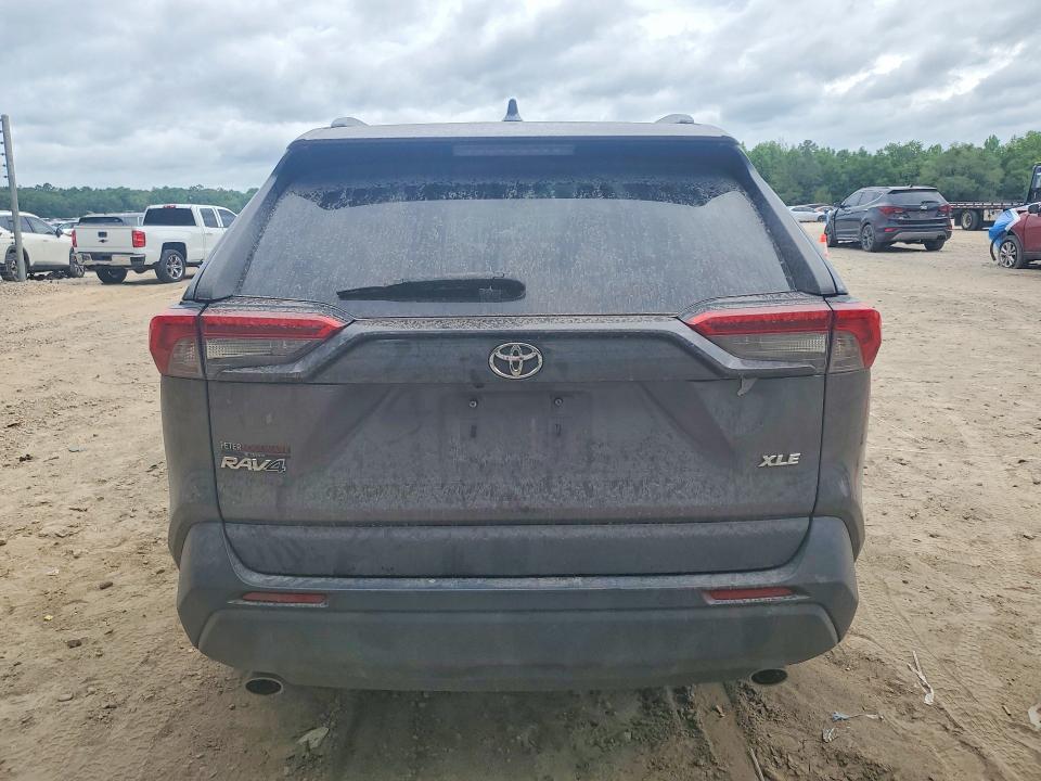 Продажа на аукционе авто 2021 Toyota Rav4, vin: 2T3C1RFV0MC160870, номер лота: 51784466