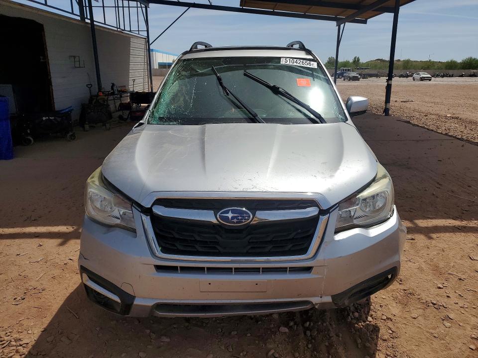 51042656 :رقم المزاد ، JF2SJADCXJH553145 vin ، 2018 Subaru Forester مزاد بيع