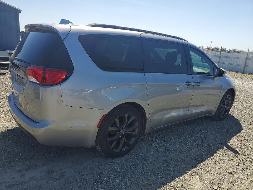 50503866 :رقم المزاد ، 2C4RC1FG7KR532122 vin ، 2019 Chrysler Pacifica مزاد بيع