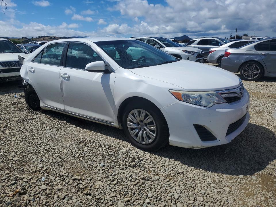 2013 Toyota Camry მანქანა იყიდება აუქციონზე, vin: 4T1BF1FK9DU265693, აუქციონის ნომერი: 51112516