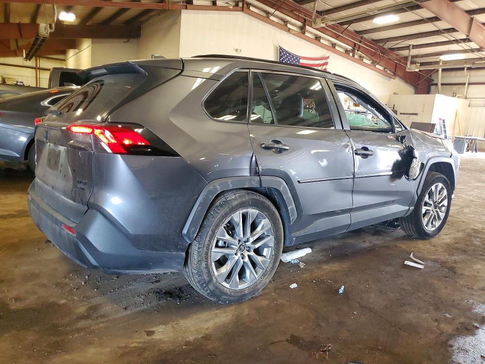 50366586 :رقم المزاد ، 2T3A1RFV9NC295130 vin ، 2022 Toyota Rav4 Automatic 4wd مزاد بيع