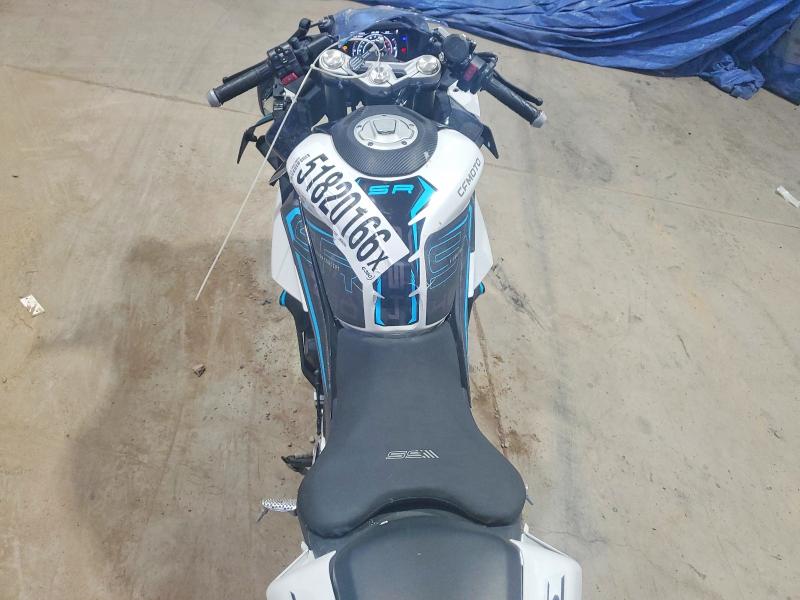 51820166 :رقم المزاد ، LCEPESLA4R6002022 vin ، 2024 Cf Moto 450ss مزاد بيع