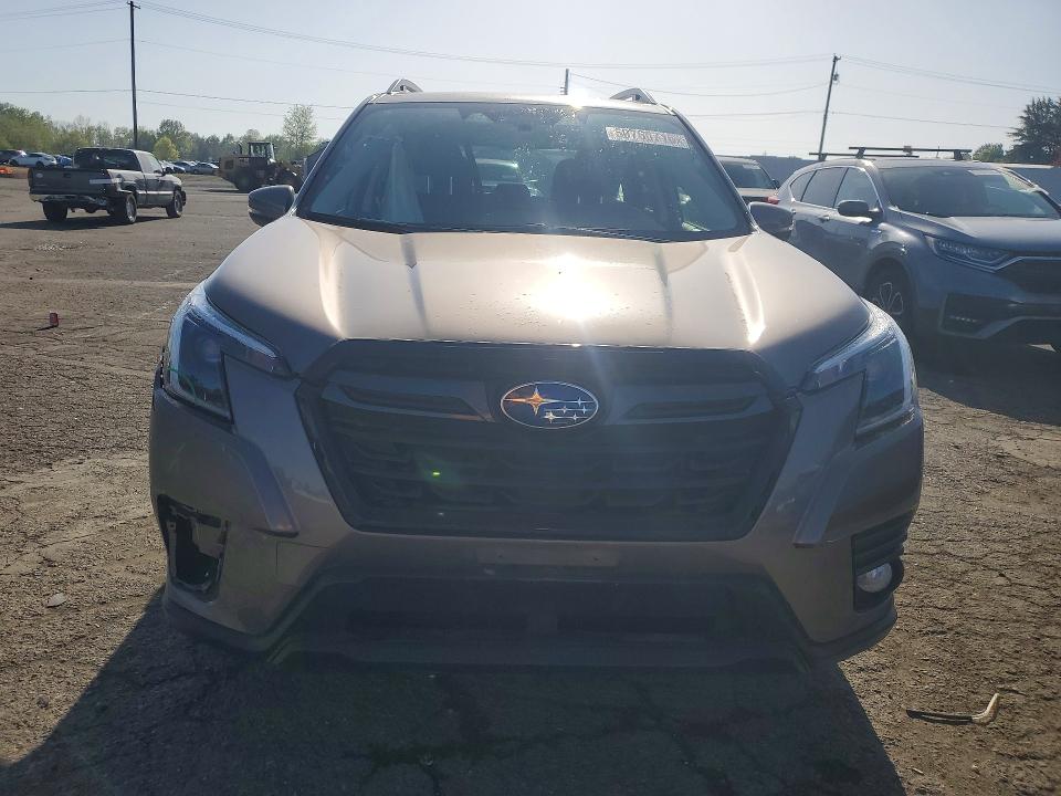 50760716 :رقم المزاد ، JF2SKAPC4PH438865 vin ، 2023 Subaru Forester مزاد بيع