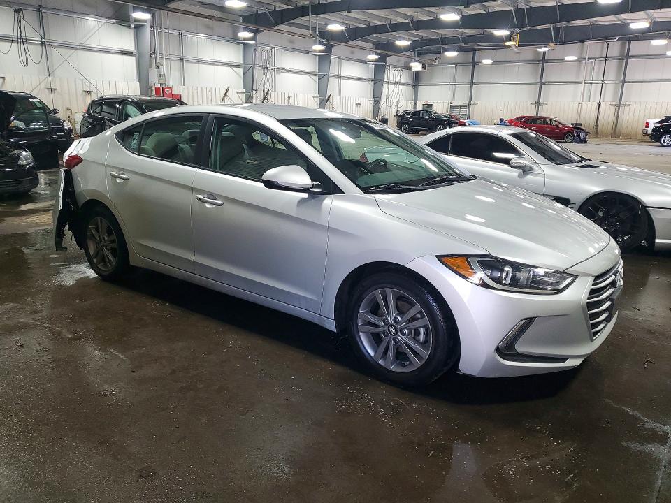 2017 Hyundai Elantra მანქანა იყიდება აუქციონზე, vin: 5NPD84LF9HH107015, აუქციონის ნომერი: 50322286