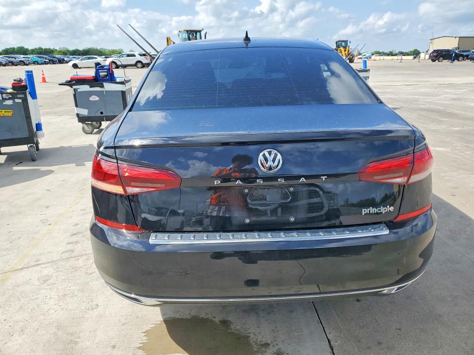 Продажа на аукционе авто 2021 Volkswagen Passat, vin: 1VWSA7A37MC004426, номер лота: 49761656