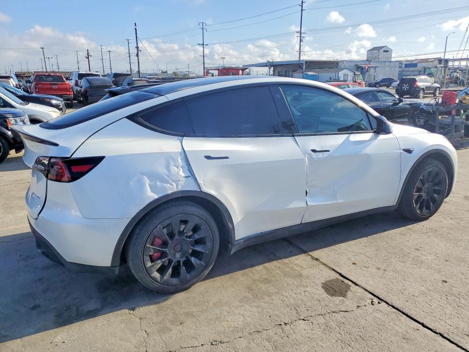 Auction sale of the 2023 Tesla Model Y, vin: 7SAYGDEE0PA052489, lot number: 51278126