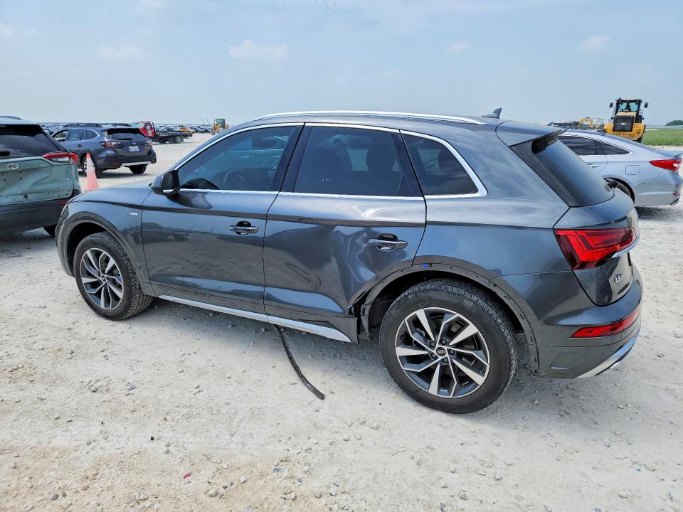 51076616 :رقم المزاد ، WA1EAAFY6N2016313 vin ، 2022 Audi Q5 مزاد بيع
