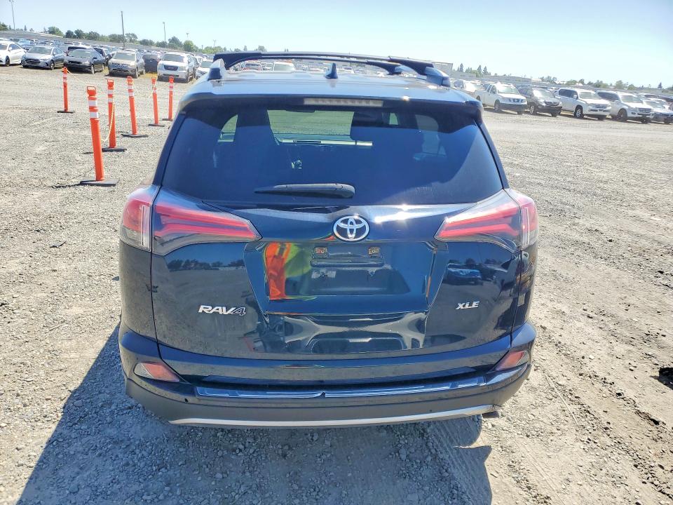 Продажа на аукционе авто 2017 Toyota Rav4, vin: 2T3WFREV4HW346304, номер лота: 52007386